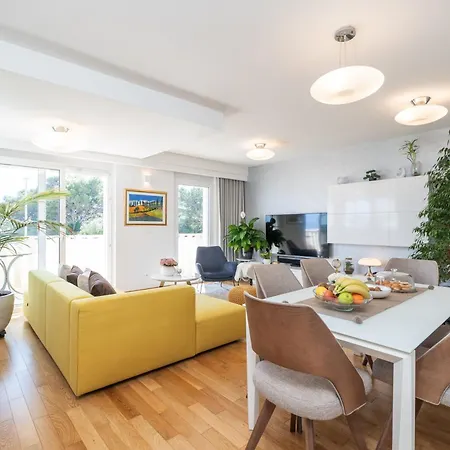 Apartment Apollo In Dubrovnik With Sea View Exterior photo